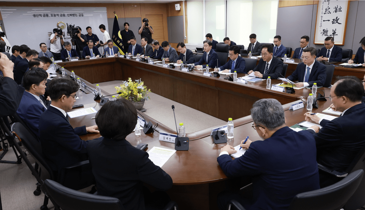금융권 해킹 2차 피해 막는다…금융당국, 소비자경보 '주의' 발령